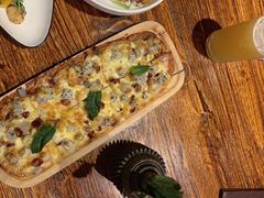 -1886德国汽车餐厅(外滩十六铺码头店)