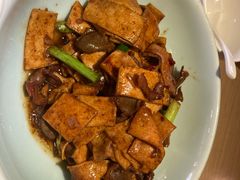 -关东小磨东北菜(上海长风大悦城店)