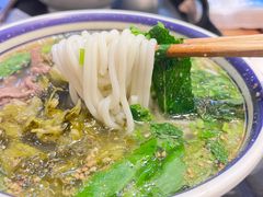 -云阿蛮云南生烫牛肉米线(奉贤路店)