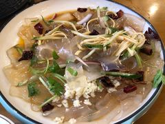 -鹤乡东北菜(崮山路店)