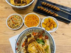 -陇上秦轩西安biangbiang面(朝龙汇店)