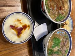 -云阿蛮云南生烫牛肉米线(奉贤路店)