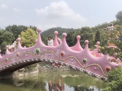 -龙凤山庄影视度假村