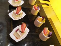 -上海浦东假日酒店逸庭咖啡厅