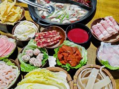-乖嬢嬢重庆老火锅(南联店)
