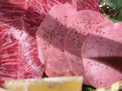 -山川小町·极番烧肉(新地假日广场店)