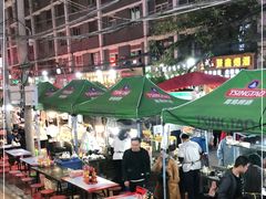 -正宁路小吃夜市