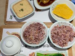 -老乡鸡(上海白玉兰广场店)