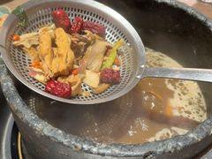 -蘑界·野生菌火锅(深业上城店)