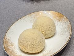 黑松露鹅肝包-新荣记(南京西路店)