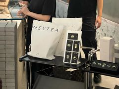 -喜茶(深圳万象城黑金店)