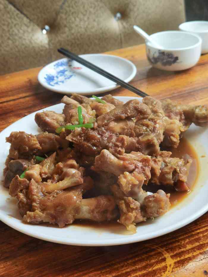 窑村猪蹄坊(纺渭路店)-"窑村猪蹄声名在外,很多人都慕名而来,即使.