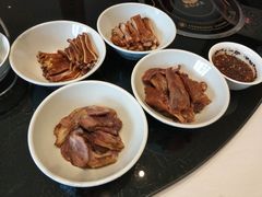 -黔蘑菇四季餐厅(观山湖店)
