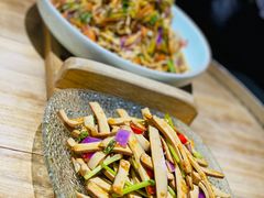 -东北农家院·铁锅炖(莘庄店)