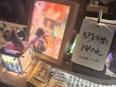 -Moses写字咖啡