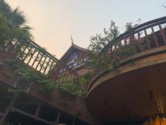 -拾光音乐餐酒吧(告庄星光夜市店)