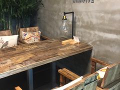 -HIGH FIVE哈福手工汉堡(桂林路店)