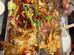 -鸣记脆皮烤鱼·海鲜烤鱼(马栏店)