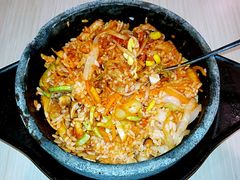 辣白菜五花肉石锅饭（辣酱已加）-正一味石锅拌饭(望京新世界店)