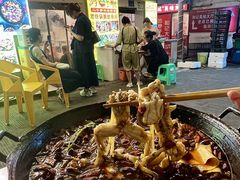 -鸿顺老铁锅美蛙鱼府(解放碑店)