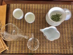 -浙茶集团狮峰·西湖龙井·杭州特产(莫干山路专卖店)
