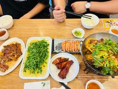 -裕记烧腊连锁餐饮(国商分店)