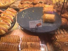 -巴黎贝甜(大宁国际商业广场店)