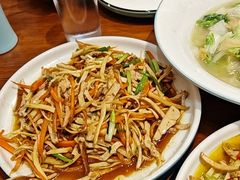 -小乡小镇·传承桐庐土菜·老板亲自烧的菜