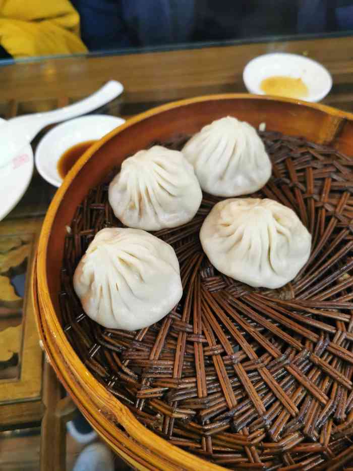 秦园小笼-"不错,路过的话,经常会去吃小笼,味道都差."-大众点评移动版