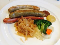 -LENBACH兰巴赫西餐啤酒坊(大连星海广场店)