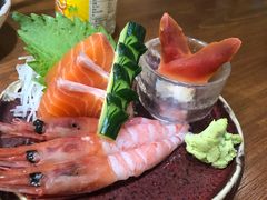 三文鱼刺身-信日本料理(信义坊店)