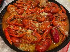 -呷呷好龙虾·湖南常德钵子菜·湘菜(公明天虹总店)