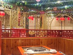 -袁小二大东北铁锅炖(吉祥村总部)