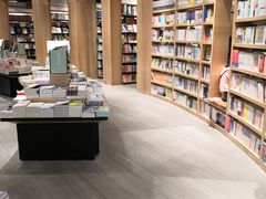 -覔书店(壹方城店)