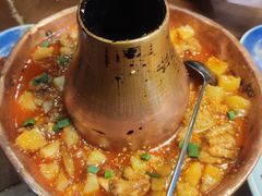 铜锅鸡焖洋芋-雀舞云南菜(天津天河城购物中心店)