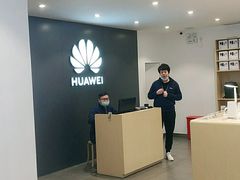 -华为授权体验店(万航渡路)