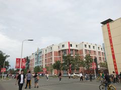 -财经大学学生公寓食堂