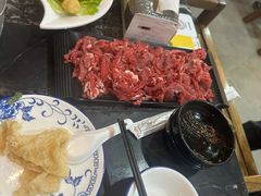 -小牛家村·贵州黄牛肉火锅(梦想小镇二分店)
