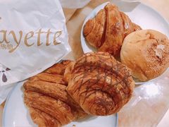 朱古力牛角包-老佛爷饼店