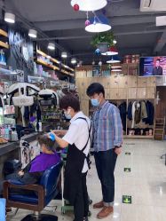 -阿兵荣辉美容理发有限公司