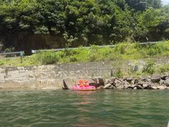 -安吉龙王山峡谷漂流
