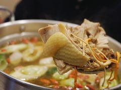-月亮房·白斩鸡(娄山关路店)
