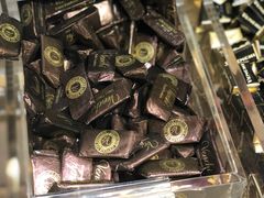 -VENCHI 闻绮(北京国贸商城店)