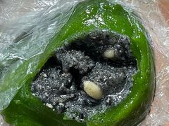 黑洋酥青团-白玉兰食品(中山公园龙之梦店)
