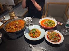 -万重锦·人文川菜馆(骡马市店)