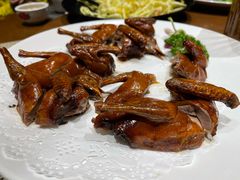 妙龄乳鸽-香山家宴