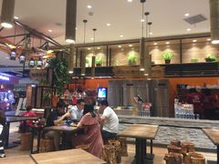 大堂-好人民间小吃·番茄鱼酸菜鱼(木渎悠方店)