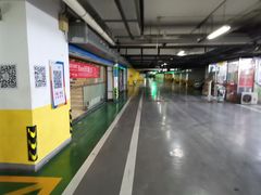 -鹏欣·水游城A区-停车场