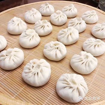 老抽,葱姜末,蚝油,五香粉