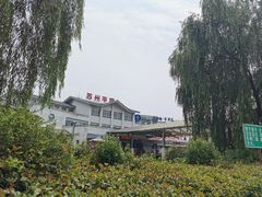 -平望服务区·停车场